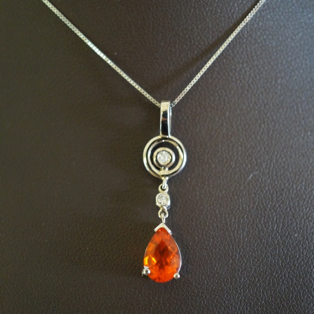 14KW Gold Genuine Fire Opal & Dia. Pendant W/Chain